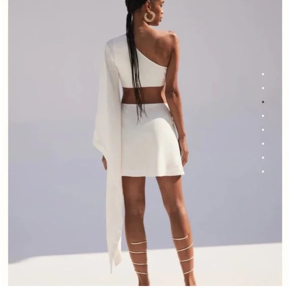 BRAND NEW WITHOUT TAGS - Cult Gaia Lucienne Dress - Picture 2 of 3